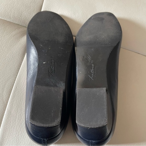 Trotters Women's Doris Pump navy size 6 - Picture 6 of 11